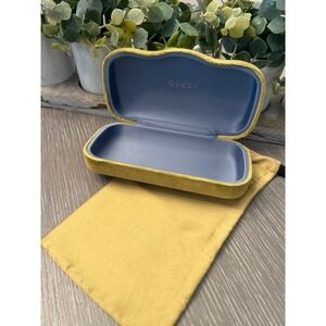 Gucci green velvet extra large sunglasses case